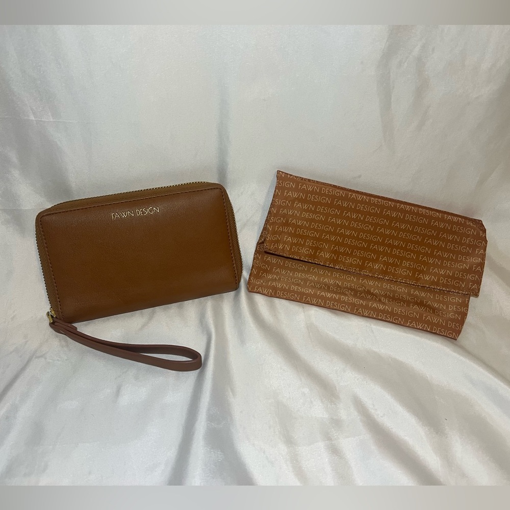 💗Fawn Design Zippy Wallet/Clutch/Wristlet💗